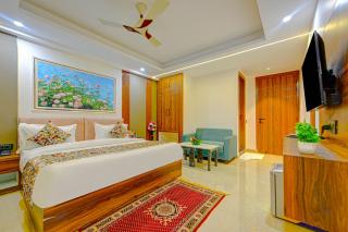 Hotel Dream World - Free Airport Drop - 8