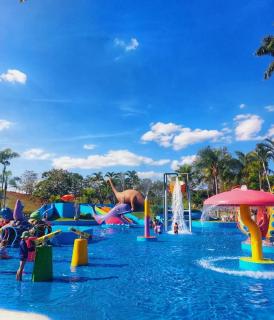 Lindo Flat no Aldeia das Águas Park - 4