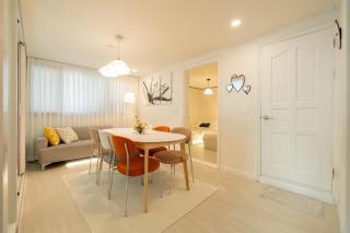 16 people,3R5B,Myeongdong,Seoul Station,Itaewon - 7