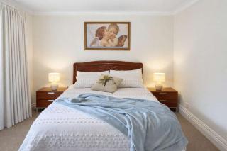 Private Countryside Retreat Near Melbourne Pool Huge Grounds - 8