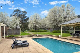 Private Countryside Retreat Near Melbourne Pool Huge Grounds - 6