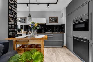 Muranów 14th Floor Apt - 62m2, Parking, Balcony - by Rentujemy - 8