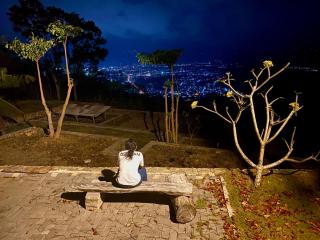 Enjoy Sunrise Pacitan Private Cabin - 7