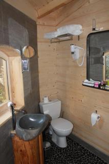 Les Cabanes Dans Les Bois Logis Hôtel - 1