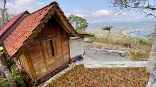 Enjoy Sunrise Pacitan Private Cabin - 4