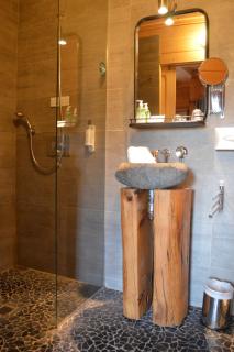 Les Cabanes Dans Les Bois Logis Hôtel - 9