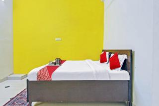 OYO Radhe Hotel - 2