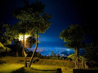 Enjoy Sunrise Pacitan Private Cabin - 7