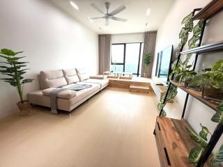 Midvalley Mosaic southkey Heartwarming CIQ 2BR6PAX - 8