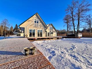 Namelis ant vandens "Giliaus namelis" - 0