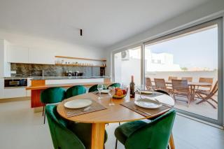 SeaView Modern 3BR Duplex with Terrace by QuickTrips - 0