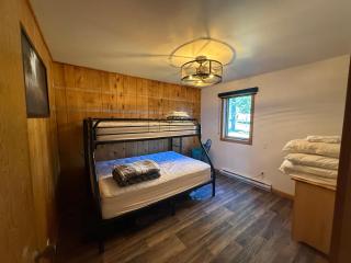 Chalet Horizon Lakeside Skidoo - 2