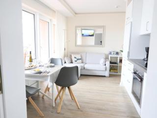 Modern eingerichtete, komfortable 2-Zimmer-Wohnung im 2. OG (Fahrstuhl vorh.) - 7