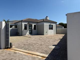 17 On Sleigh - Langebaan - 9