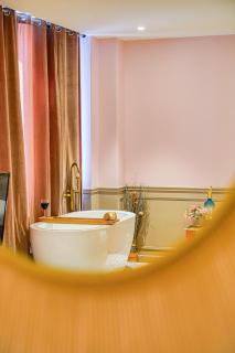 Luxury Suite Paris Republique - 4