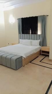 Capry Guest House Near Agha Khan - Karachi - 7
