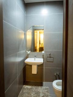 Joes Crib, Redbury Vistas - 1