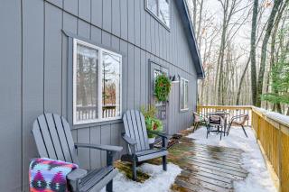 Roscommon Chalet with Hot Tub Near Higgins Lake! - 9