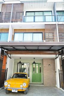 My happy place in CNX - 9