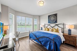 Solterra - newly remodeled luxury 3BR condo with lake and golf views, access to resort pool, hot tub, and golf courses at Lely Resort! Close to Naples beaches, 5th Avenue S, and Marco Island! Ideal for families or groups, perfect for a summer vacation! - 0