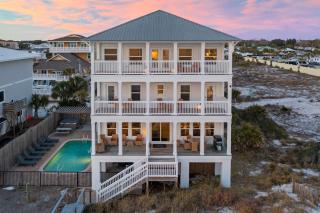 Seaclusion - Beachfront Home with Private Pool & Gulf Views - 9