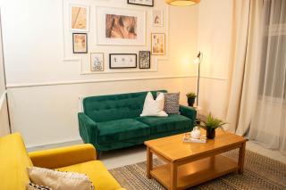 Contractors Haven - Spacious - Free Parking - Wifi - 7