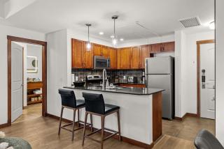 Modern 1 Bedroom Retreat with Sofa Bed Comfort & Convenience Combined - 5