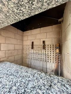 Apê com Lareira a 260m da Catedral de Pedra - 1