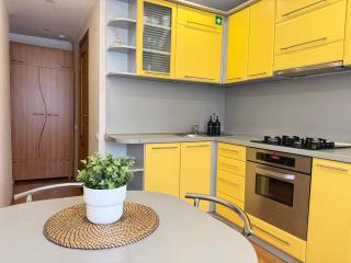 Center two bedroom apartment - 6