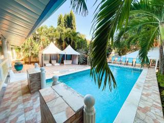 Modern Studio In Cascade, 5 Mins from The Savannah - 1