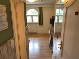 Meyerhof Heiligenrode - 1