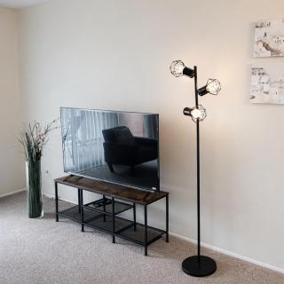 Charming 2BR2BA in Elkins Park Free Parking - 3