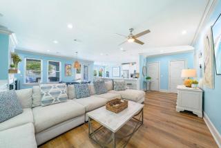 Tangled in Blue - Pet-Friendly Vacation Rental Near the Beach with Private Pool - 8