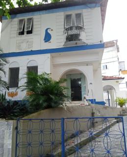 Suítes Barra-Ondina 300 metros da praia, 3 minutos do Circuito - 0