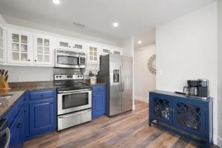 The Flying Dutchman - Vacation Rental House in Destin with Private Pool & Rooftop Deck - 2