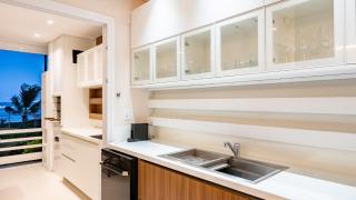 Apartamento de Luxo Beira-Mar e Pé na Areia na Praia do Forte - 1