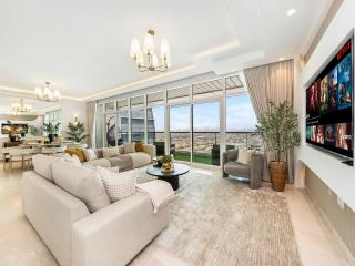 Kensington 2BR and Maid Luxurious flat in JLT - 9