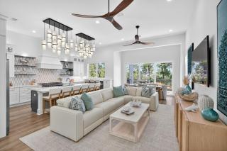 Villa Rosa - Coastal Home Complete with Private Pool and Outdoor Dining - 7