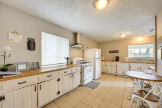 Game Room! Family Home 5 Mi to SeaWorld - 3