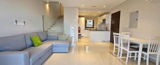 Modern One-Bedroom Townhouse Retreat - 2