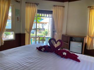 Lanta Palm Beach Resort , Beach Bungalow - Koh Lanta - 7