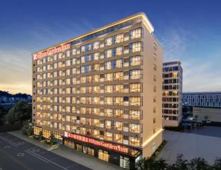 Hilton Garden Inn Guangzhou Baiyun Airport - 1