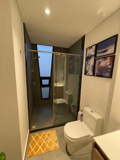 Modern Private Suite with Parking in Chapinero - 5