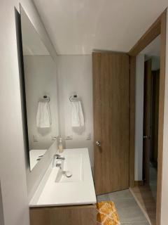 Modern Private Suite with Parking in Chapinero - 1