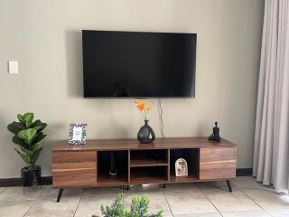 Spacious Midrand 3 Bedroom Near Gallagher, MOA & Gautrain - 6