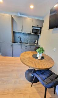 Trumpalaikė butų nuoma Kaune prie Klinikų STUDIJA B SELF CHECK IN - 6