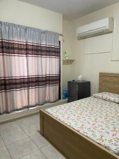 One Private Room For Two in an Apartment - Abu Dhabi - 3