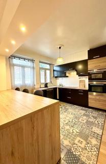 L'Évasion - Centre-Ville & Garage Privé - 3