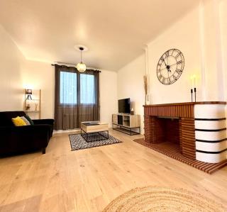 L'Évasion - Centre-Ville & Garage Privé - 0