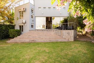 Casa moderna en ciudad de Mendoza - 6